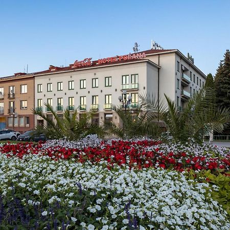 Hotel Polana Зволен Екстериор снимка