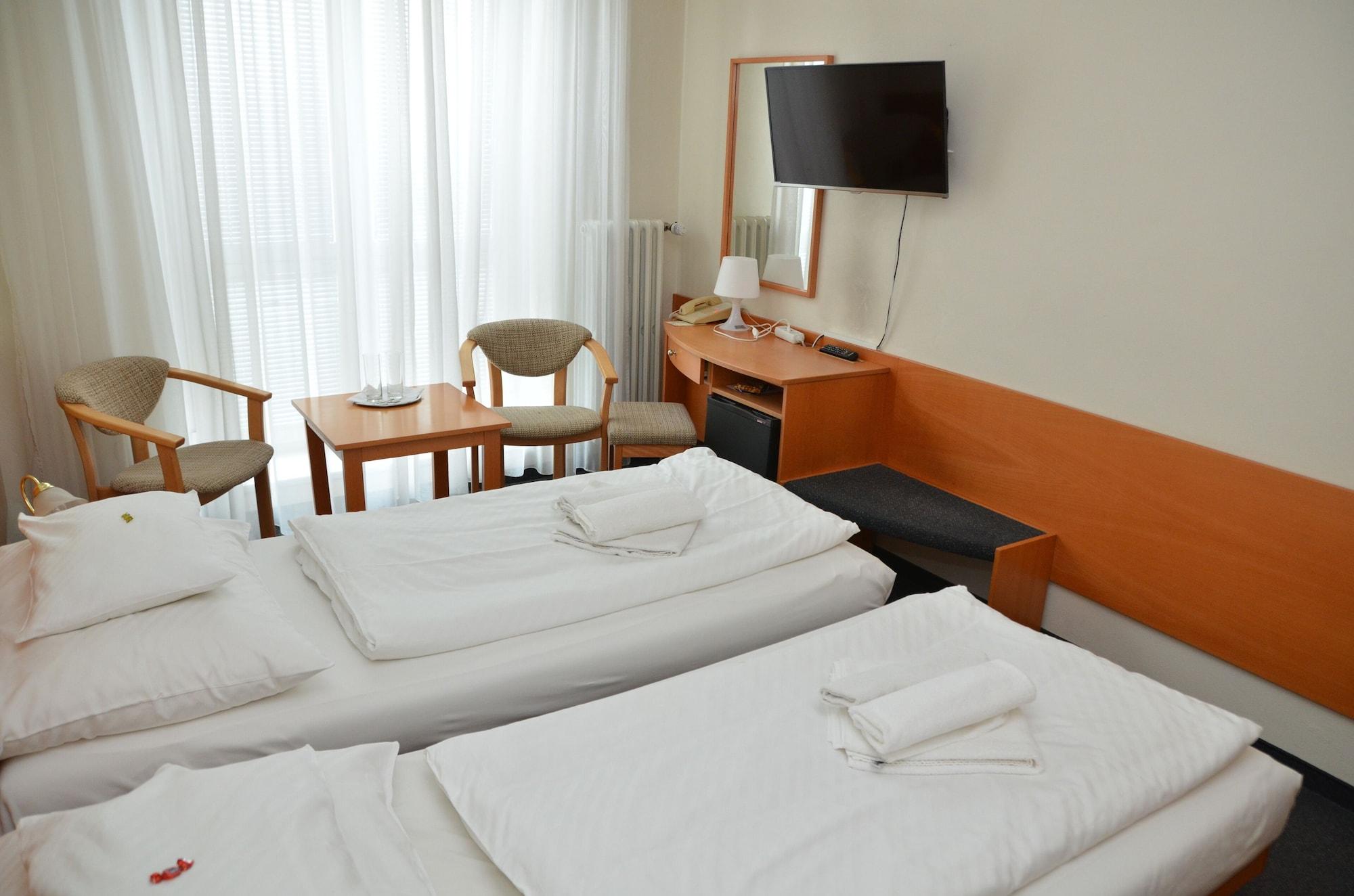 Hotel Polana Зволен Екстериор снимка