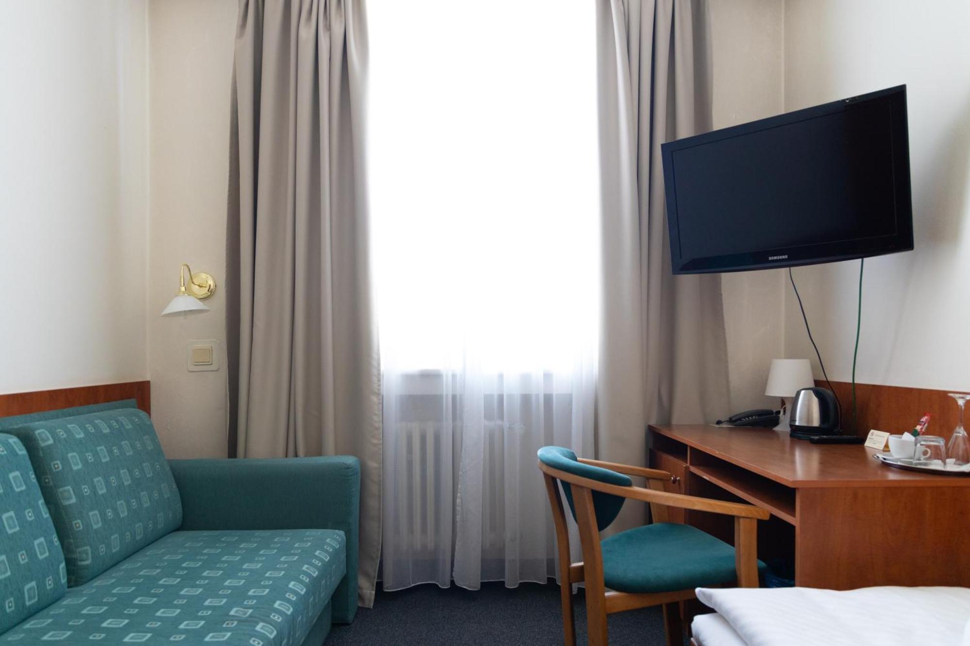 Hotel Polana Зволен Екстериор снимка