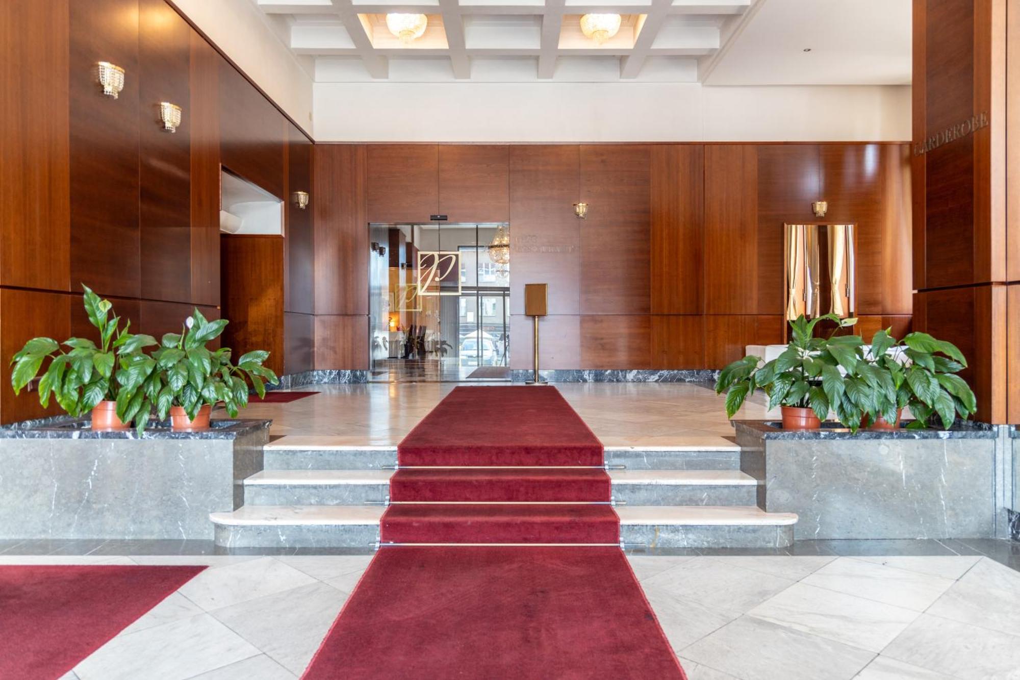 Hotel Polana Зволен Екстериор снимка