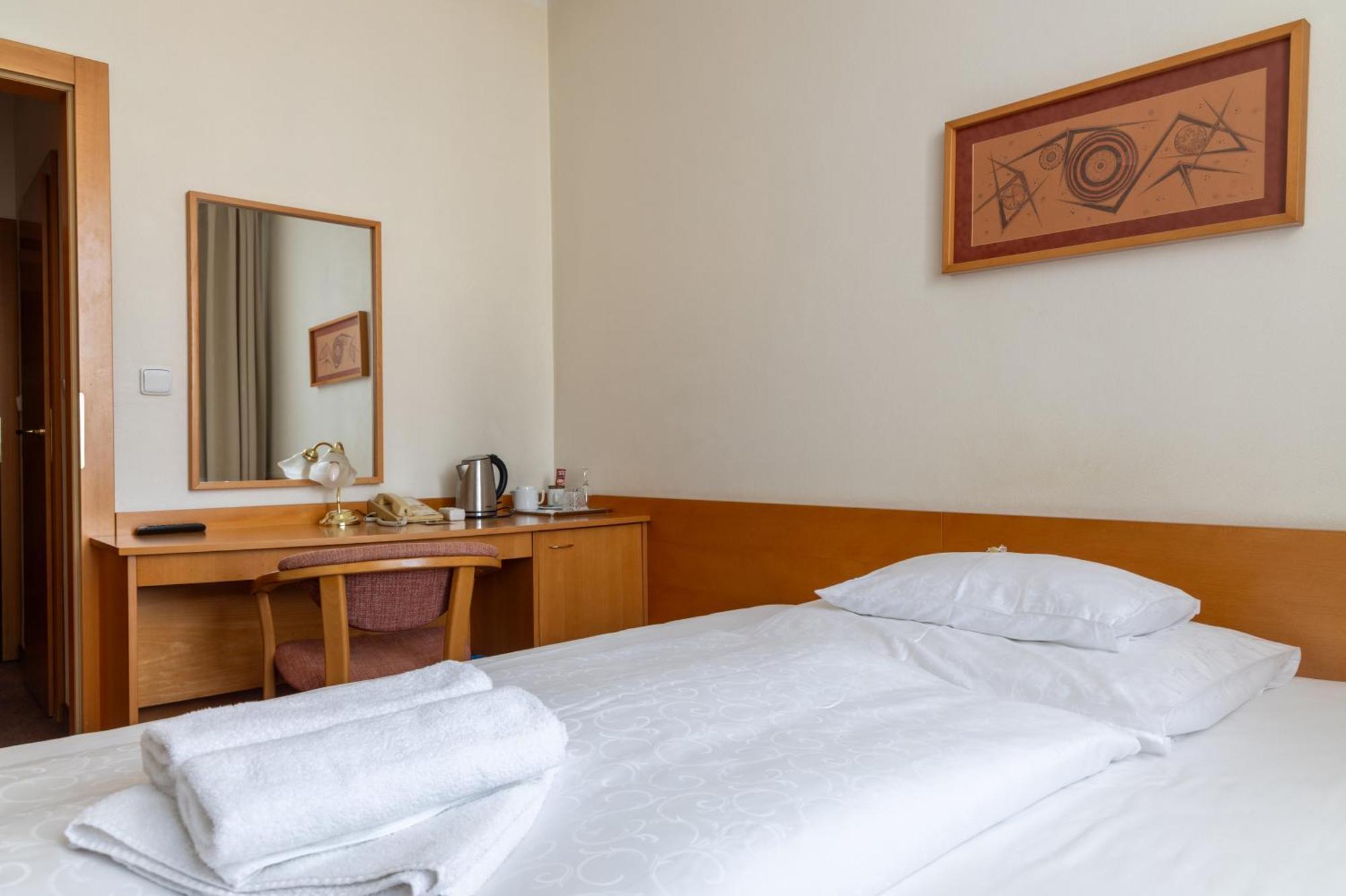 Hotel Polana Зволен Екстериор снимка